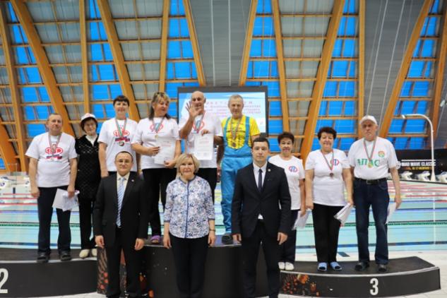 В Казани прошел финал республиканских соревнований по плаванию среди граждан старшего поколения