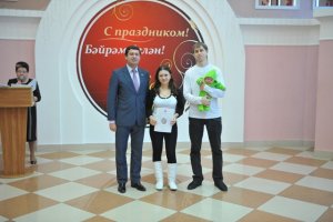 «Капитальный» праздник для мам