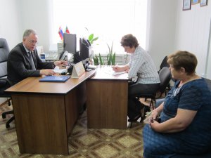 Прием населения в Черемшанском районе заместителем управляющего Андреем Ясько