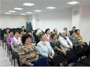Поздравление ветеранов пенсионной системы