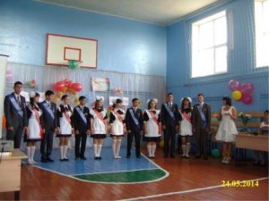 С напутствием к выпускникам