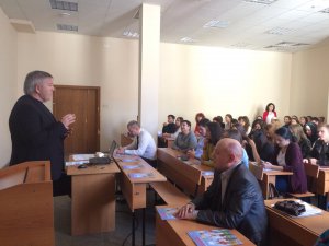 Марсель Имамов поздравил с днем с финансиста студентов Казанского (Приволжского) федерального университета
