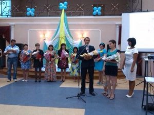 Торжественное вручение сертификатов на материнский (семейный) капитал