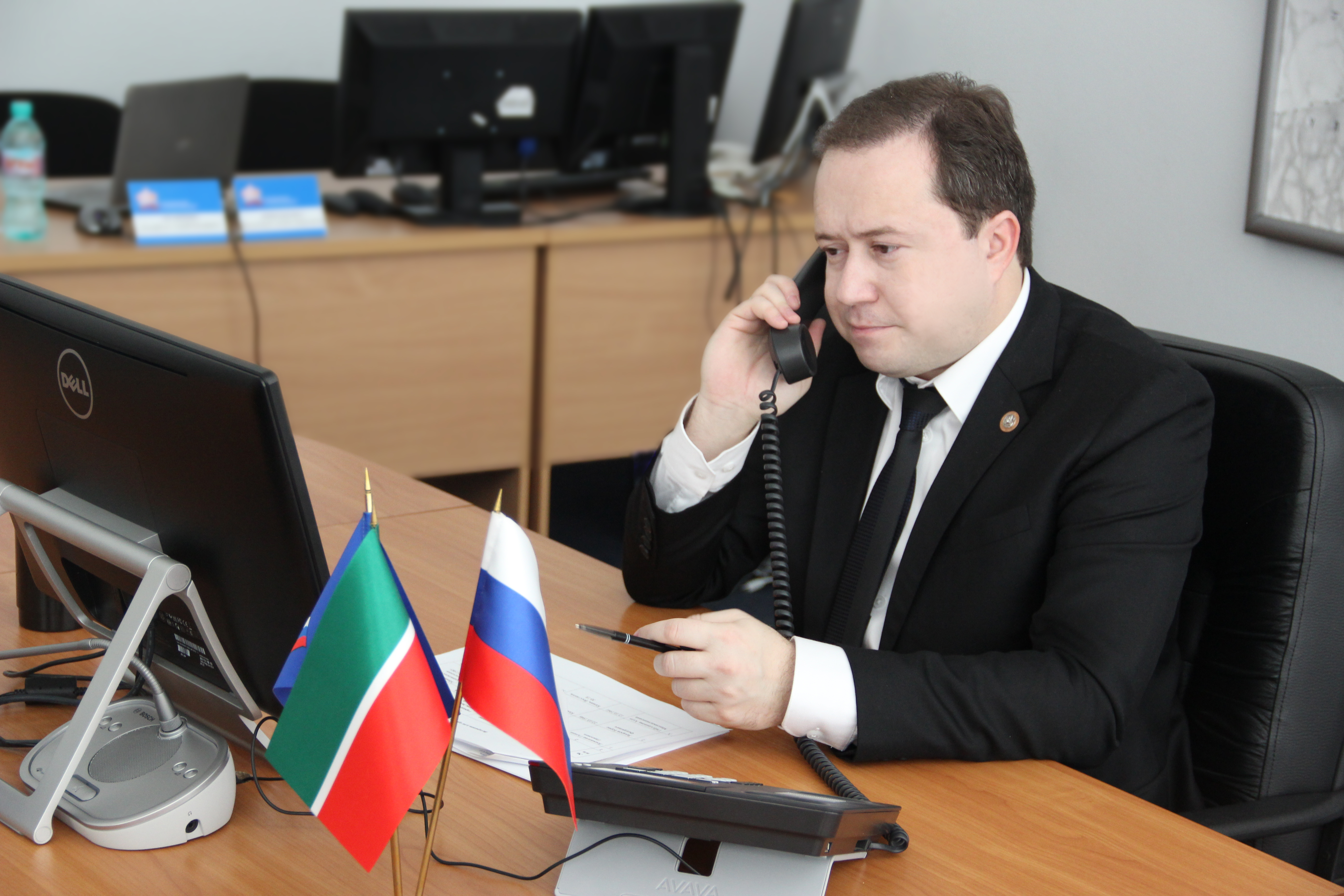 Эдуард Вафин принял участие в акции «звонок вежливости»