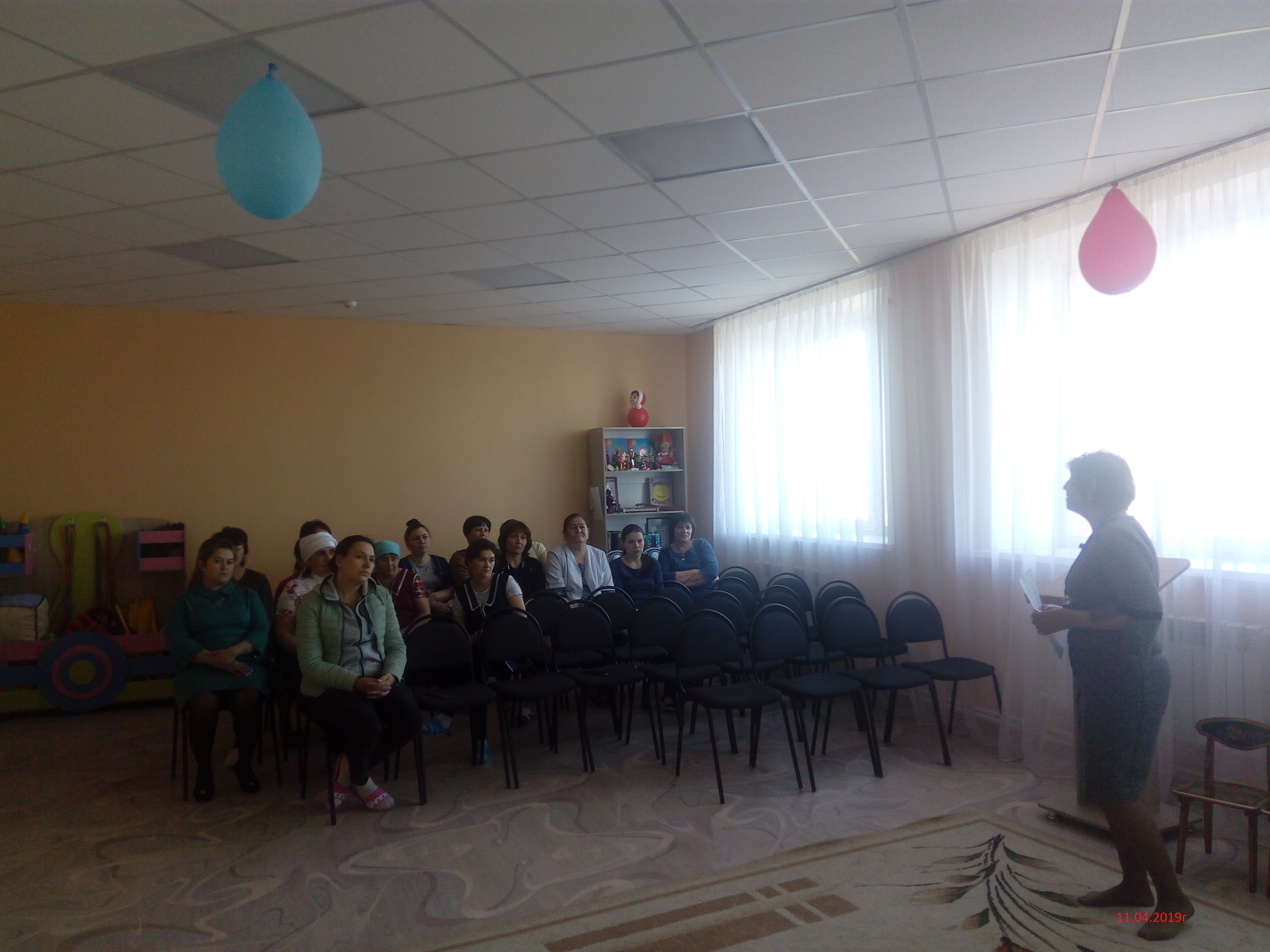 Информационно-разъяснительная работа в трудовых коллективах