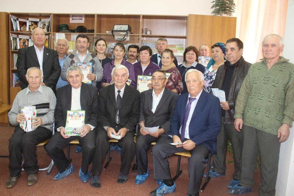 В с. Старое Дрожжаное определились чемпионы по шашкам и шахматам среди пенсионеров 