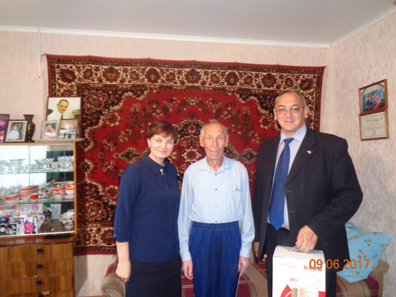 Поздравление юбиляра