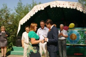 Следуя добрым традициям…