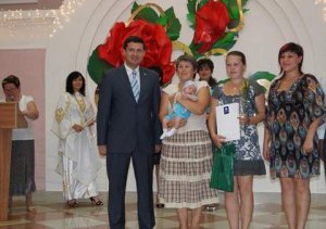 Праздник для мам Праздник для мам