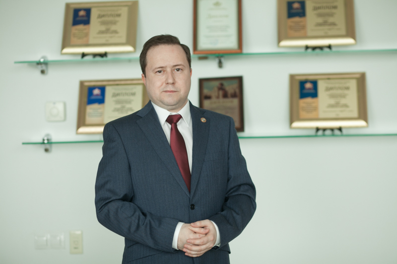Поздравление Эдуарда Вафина с Международным женским днем 8 марта
