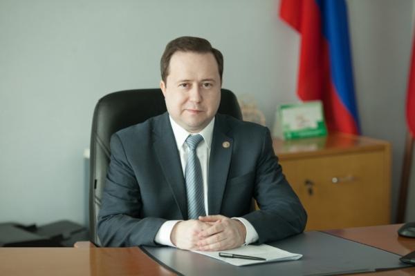 Поздравление Эдуарда Вафина с Днём народного единства и Днём Конституции Республики Татарстан
