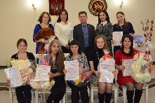 Торжественное вручение сертификатов на материнский капитал в Апастово