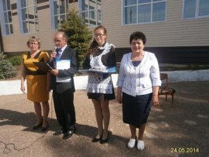 Прозвенели последние звонки