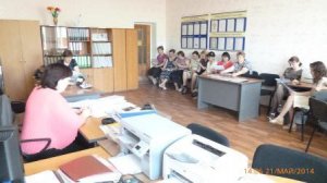 За круглым столом