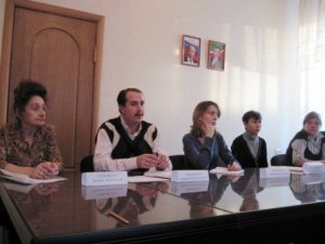 «Мир добра и открытых сердец»