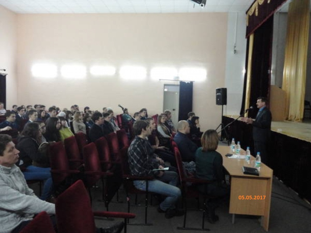 Встреча с будущими нефтяниками	