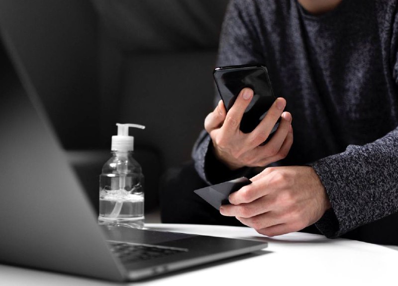 Отделение СФР по Республике Татарстан предупреждает жителей о новой схеме мошенничества в социальных сетях, связанной с переводом пенсии в цифровой рубль