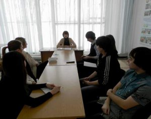 Информационный марафон в образовательных учреждениях продолжается