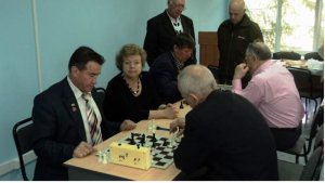 Соревнование по шахматам и шашкам